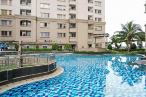 Comfortable and Minimalist 2BR at Marina Ancol Apartment By Travelio